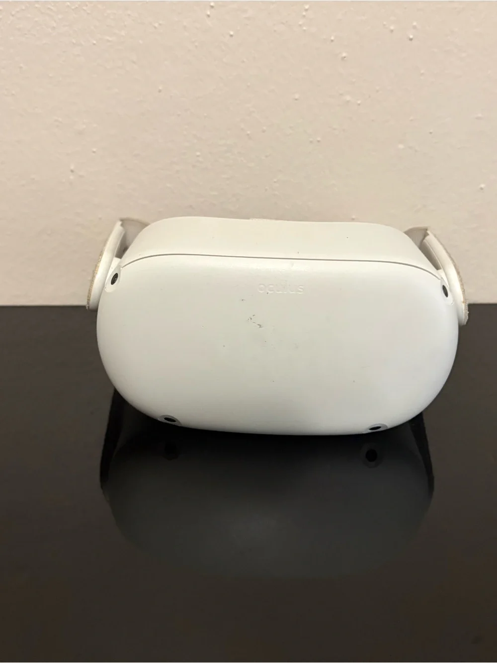 Oculus White VR Headset Front View